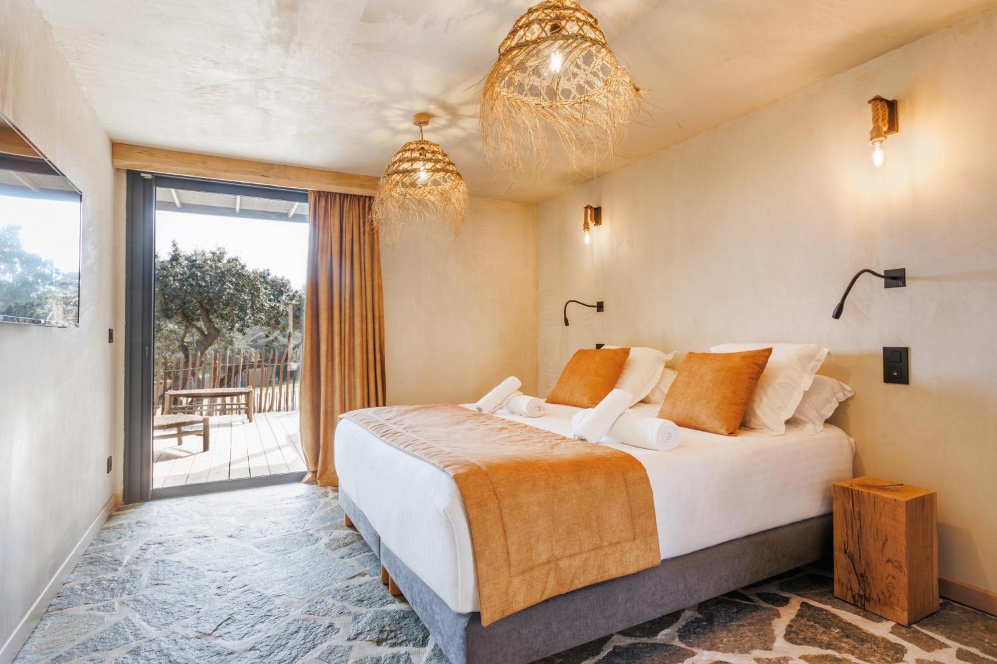 Le Domaine De La Mer - Beach Hotel Nature&Authenticite Hyeres Bagian luar foto