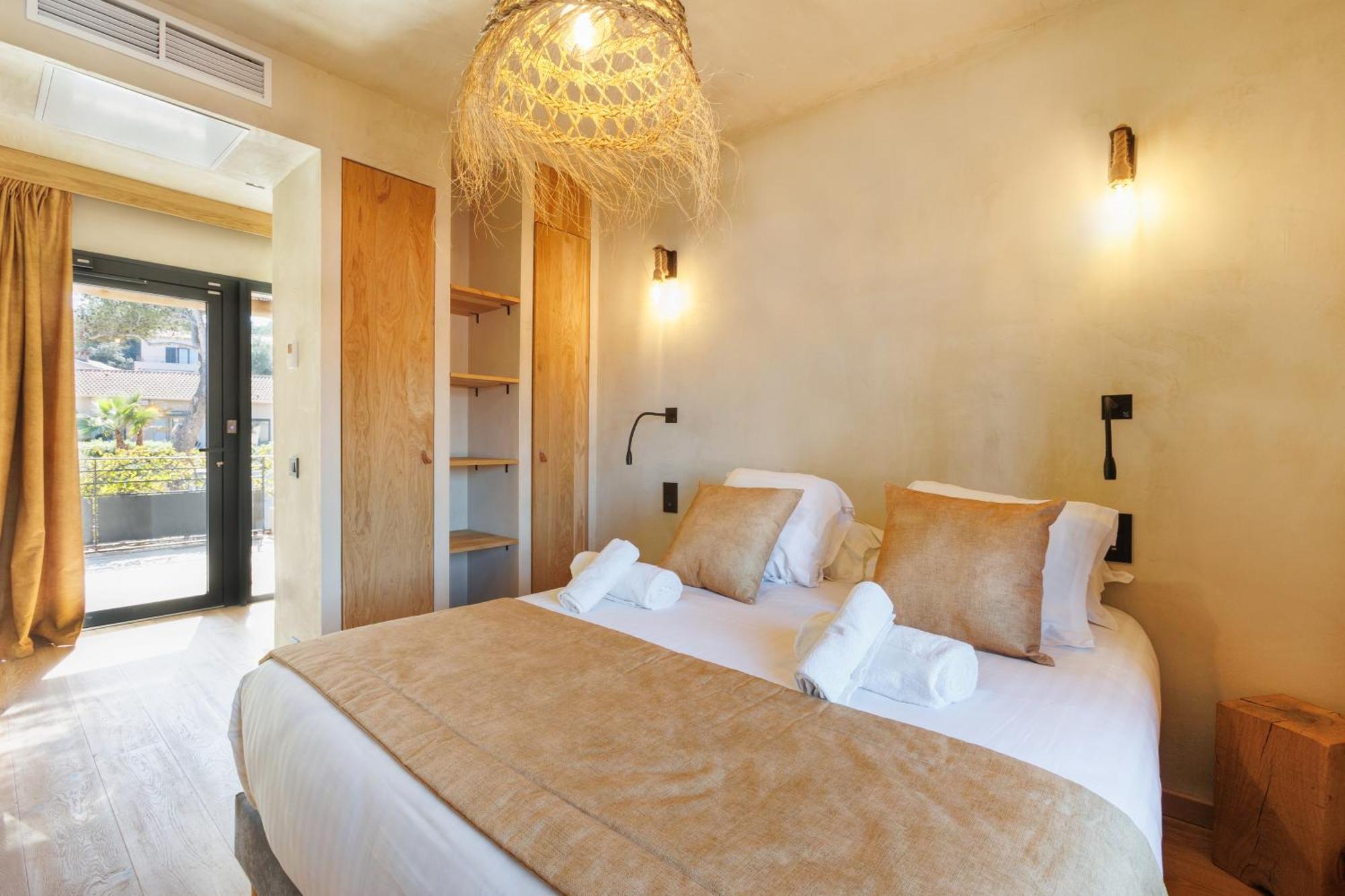 Le Domaine De La Mer - Beach Hotel Nature&Authenticite Hyeres Bagian luar foto